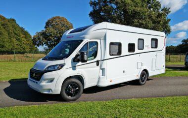 DETHLEFFS JUST T 7052 DBL